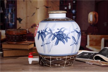 陶瓷酒壇的造型與裝飾設計