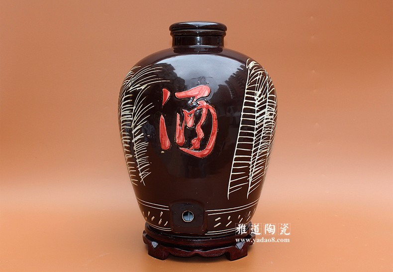 景德鎮手工雕刻蘆葦30斤陶瓷酒壇