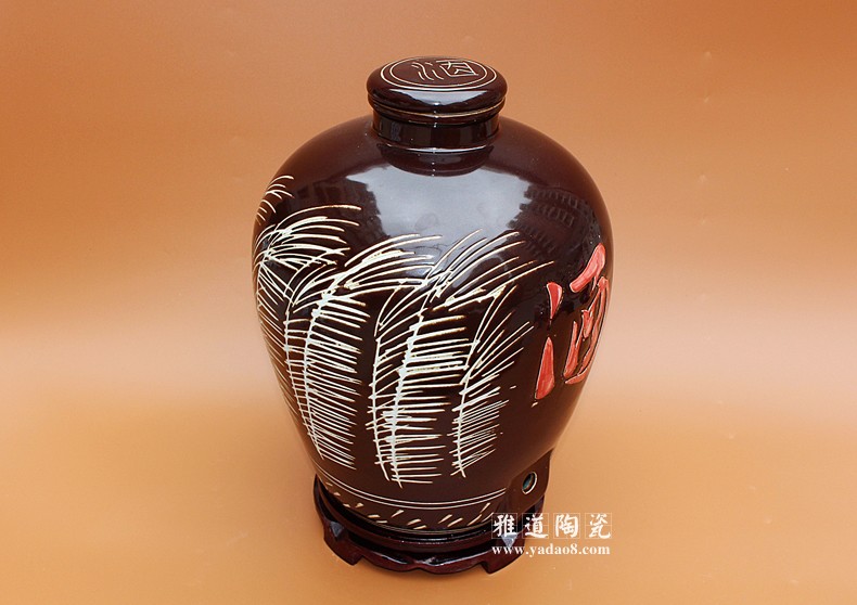 景德鎮手工雕刻蘆葦30斤陶瓷酒壇