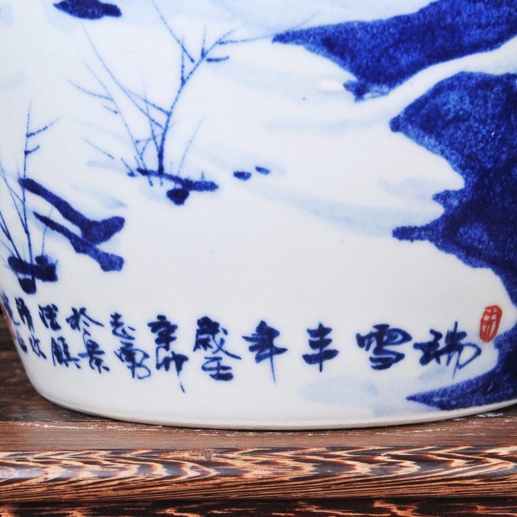 黃志勇手繪青花瓷花瓶雪景冬瓜瓶-題字
