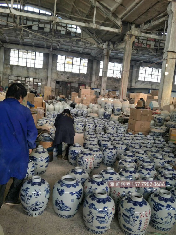 景德鎮陶瓷大酒壇定制廠家