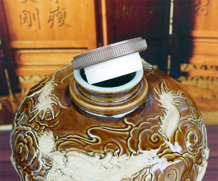 景德鎮10斤裝雕龍陶瓷酒壇