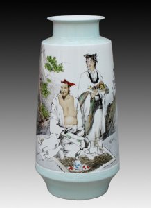 中國畫的傳統技法和景德鎮陶瓷繪畫有機地結合