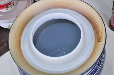 新買的泡菜壇子怎么清洗？