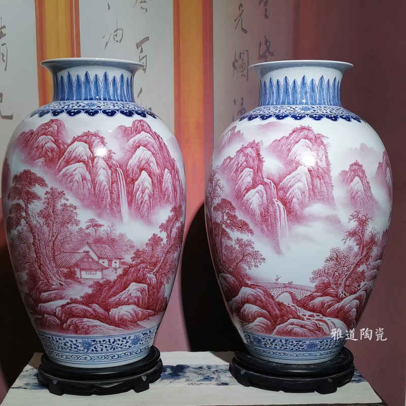 一對瓷器的釉面發色為什么不一樣？(圖1)